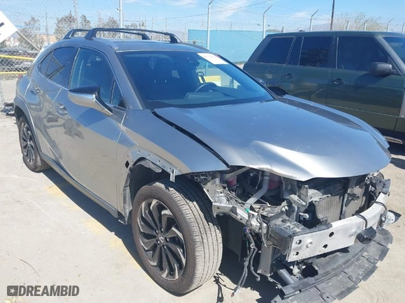 2020 Lexus UX with VIN JTHX9JBH9L2035365, listed as a IAAI auction lot 41712764 with 58,193 mi miles. Bid and sale history available at carsss.com. Image 1.