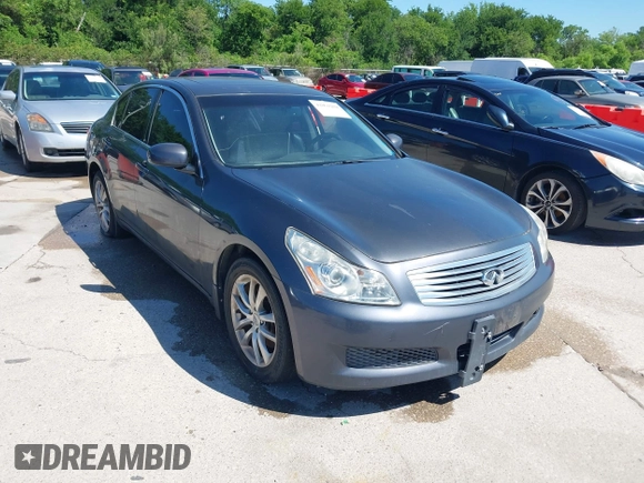 2008 Infiniti G35 Sedan x with VIN JNKBV61F98M251005, listed as a IAAI auction lot 42063204 with 261,387 mi miles. Bid and sale history available at carsss.com. Image 1.
