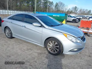 2014 Hyundai Sonata SE with VIN 5NPEC4ACXEH923397, listed as a IAAI auction lot 41748671 with 182,136 mi miles and . Bid and sale history available at DreamBid. Image 1.