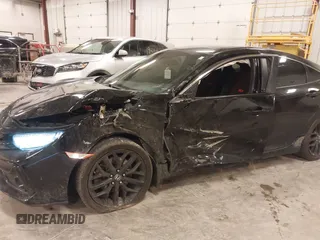 2020 Honda Civic Si z VIN 2HGFC1E58LH704721, wystawiony jako IAAI lot #42222371 z przebiegiem 82 808 mil mil oraz . Historia ofert i sprzedaży dostępna na DreamBid. Obrazek 6.
