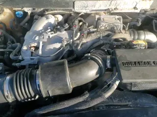 2018 Chevrolet Silverado 3500 z VIN 1GB4KZCY3JF248182, wystawiony jako Copart lot #84384154 z przebiegiem 159 057 mil mil oraz Szkoda całkowita • Salvage title. Historia ofert i sprzedaży dostępna na DreamBid. Obrazek 13.