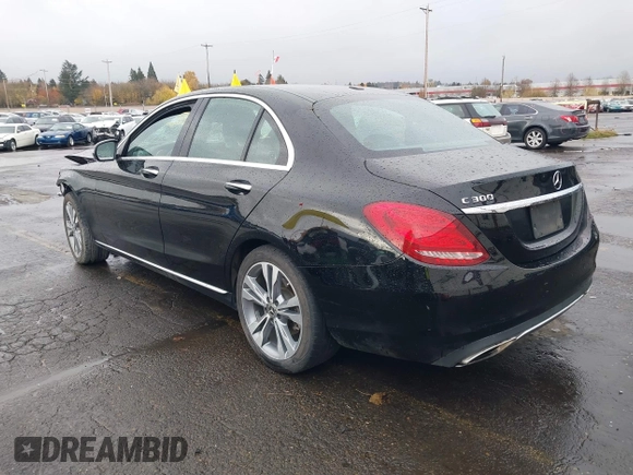 2018 Mercedes-Benz C 300 with VIN 55SWF4JB2JU265097, listed as a IAAI auction lot 40845046 with 100,576 mi miles and . Bid and sale history available at DreamBid. Image 3.