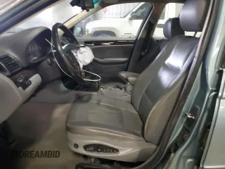 2004 BMW 3 Series 330xi with VIN WBAEW53404PN36084, listed as a Copart auction lot 44697235 with 0 mi miles and Salvage Title. Bid and sale history available at carsss.com. Image 7.