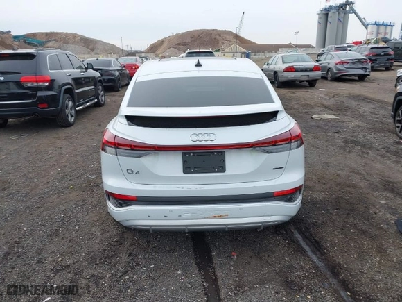 2024 Audi Q4 e-tron Sportback Premium Plus with VIN WA13UBFZ3RP084588, listed as a IAAI auction lot 40978576 with NaN miles. Bid and sale history available at carsss.com. Image 16.