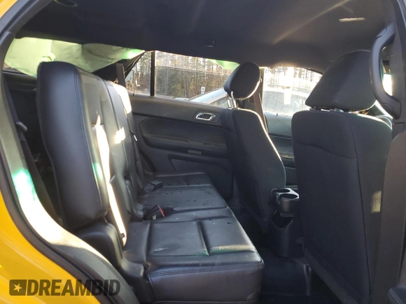 2013 Ford Police Interceptor Utility z VIN 1FM5K8AR5DGA38666, wystawiony jako Copart lot #44069795 z przebiegiem Nie podano mil oraz Czysty tytuł • Clean title. Historia ofert i sprzedaży dostępna na DreamBid. Obrazek 11.