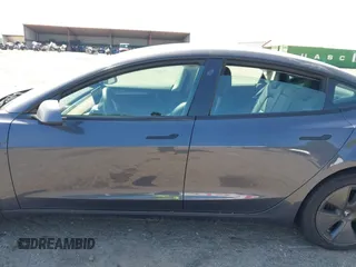 2023 Tesla Model 3 с VIN 5YJ3E1EA8PF400213, выставлен на аукционе IAAI как лот 42117720 с пробегом 54 529 миль миль и . История ставок и продаж доступна на DreamBid. Изображение 13.