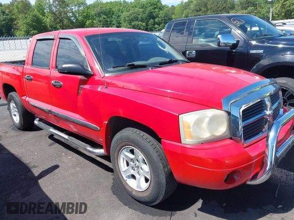 2007 Dodge Dakota SLT with VIN 1D7HE48K37S107954, listed as a IAAI auction lot 42191935 with 223,090 mi miles and . Bid and sale history available at carsss.com. Image 1.