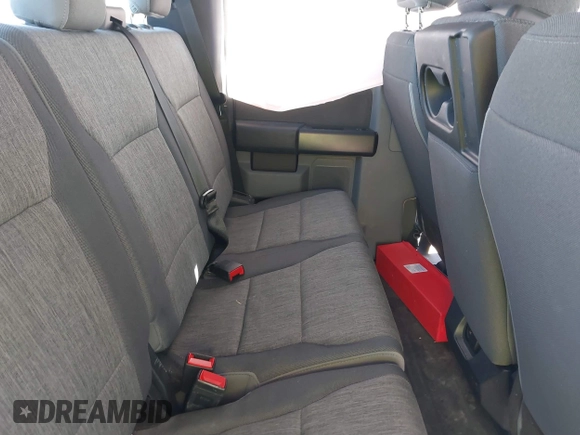 2022 Ford F-150 XL z VIN 1FTEX1CB4NKE64506, wystawiony jako IAAI lot #41408979 z przebiegiem Nie podano mil oraz . Historia ofert i sprzedaży dostępna na DreamBid. Obrazek 8.