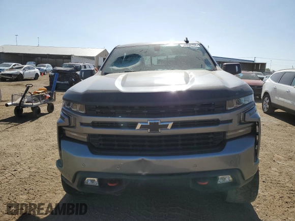 2021 Chevrolet Silverado 1500 RST with VIN 3GCUYEED1MG310162, listed as a Copart auction lot 56568724 with 42,557 mi miles and Salvage Title. Bid and sale history available at carsss.com. Image 5.