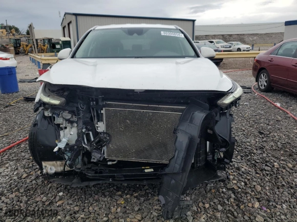 2019 Hyundai Santa Fe SE with VIN 5NMS23AD6KH096824, listed as a Copart auction lot 80300854 with 120,181 mi miles and Non Repairable. Bid and sale history available at carsss.com. Image 5.