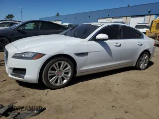 2017 Jaguar XF 35t Premium with VIN SAJBD4BVXHCY30154, listed as a Copart auction lot 53490035 with 95,207 mi miles and Clean Title. Bid and sale history available at carsss.com. Image 1.