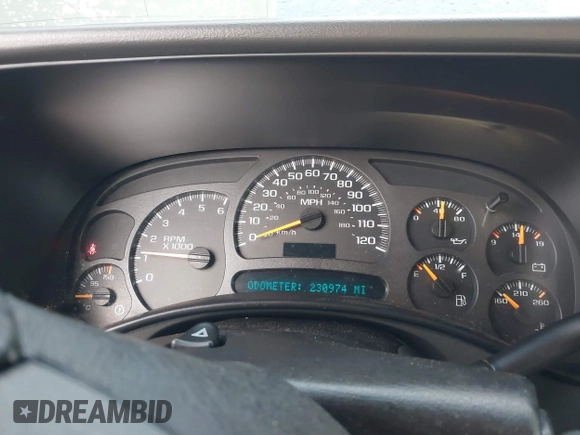 2003 Chevrolet Silverado 1500HD LS z VIN 1GCGK13U33F209456, wystawiony jako IAAI lot #41319790 z przebiegiem 230 974 mil mil oraz . Historia ofert i sprzedaży dostępna na DreamBid. Obrazek 7.