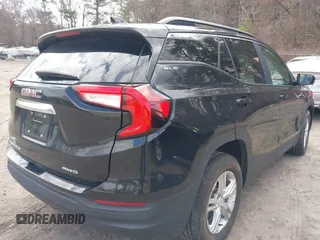 2023 GMC Terrain SLE z VIN 3GKALTEG1PL220672, wystawiony jako IAAI lot #41902965 z przebiegiem 27 214 mil mil oraz . Historia ofert i sprzedaży dostępna na DreamBid. Obrazek 4.