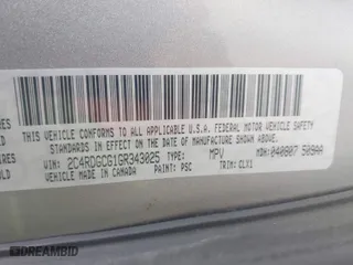 2016 Dodge Grand Caravan SXT with VIN 2C4RDGCG1GR343025, listed as a IAAI auction lot 41909719 with 193,434 mi miles. Bid and sale history available at carsss.com. Image 9.