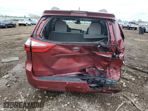 2018 Toyota Sienna LE Auto Access Seat with VIN 5TDKZ3DC4JS910687, listed as a Copart auction lot 55516745 with 67,943 mi miles and Salvage title. Bid and sale history available at DreamBid. Image 6.