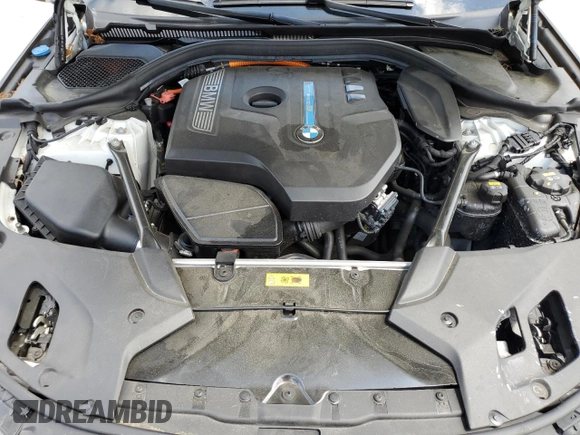 2018 BMW 5 Series 530e with VIN WBAJA9C55JG623083, listed as a Copart auction lot 55872524 with 90,222 mi miles and Non repairable. Bid and sale history available at DreamBid. Image 11.