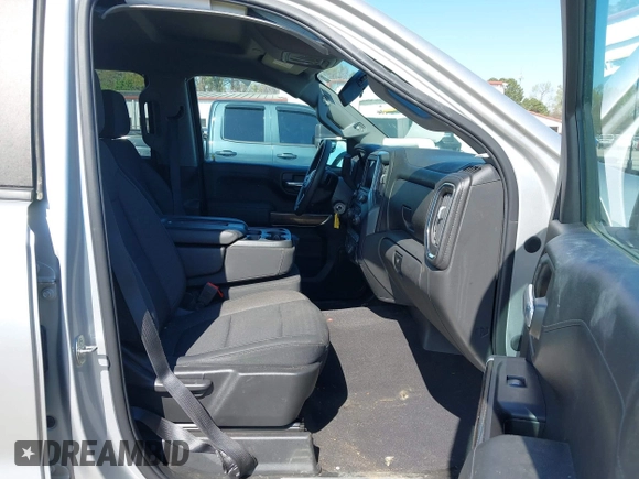 2020 Chevrolet Silverado 1500 LT with VIN 3GCPWCEDXLG120348, listed as a IAAI auction lot 41841271 with 42,665 mi miles. Bid and sale history available at carsss.com. Image 5.