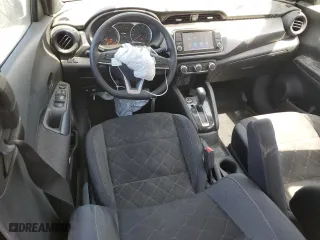 2019 Nissan Kicks S with VIN 3N1CP5CU1KL493927, listed as a Copart auction lot 51391475 with 41,845 mi miles and Salvage Title. Bid and sale history available at carsss.com. Image 8.