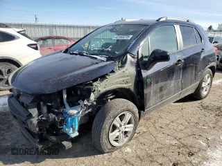 2021 Chevrolet Trax LT z VIN KL7CJLSB3MB329227, wystawiony jako Copart lot #42183275 z przebiegiem 59 866 mil mil oraz Nie do naprawy • Non repairable. Historia ofert i sprzedaży dostępna na DreamBid. Obrazek 1.