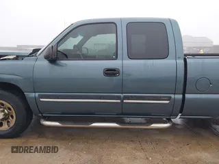 2006 Chevrolet Silverado 1500 Work Truck with VIN 1GCEC19X76Z128257, listed as a IAAI auction lot 41437288 with 201,791 mi miles. Bid and sale history available at carsss.com. Image 15.