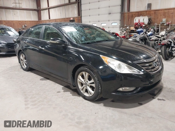 2012 Hyundai Sonata SE z VIN 5NPEC4AC9CH355351, wystawiony jako IAAI lot #42318588 z przebiegiem 122 864 mil mil oraz . Historia ofert i sprzedaży dostępna na DreamBid. Obrazek 1.