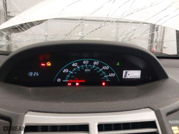 2008 Toyota Yaris with VIN JTDJT923885192256, listed as a IAAI auction lot 42014374 with 126,860 mi miles. Bid and sale history available at carsss.com. Image 7.