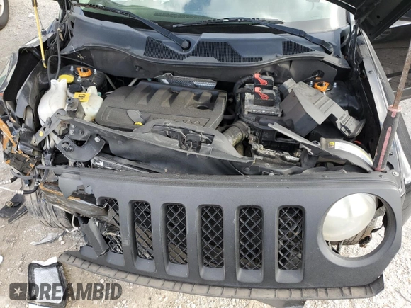 2012 Jeep Patriot Limited z VIN 1C4NJPCB2CD619284, wystawiony jako Copart lot #85903024 z przebiegiem Nie podano mil oraz Szkoda całkowita • Salvage title. Historia ofert i sprzedaży dostępna na DreamBid. Obrazek 12.