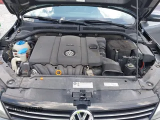 2013 Volkswagen Jetta SE z VIN 3VWDX7AJ8DM399267, wystawiony jako IAAI lot #42687598 z przebiegiem 137 271 mil mil oraz . Historia ofert i sprzedaży dostępna na DreamBid. Obrazek 10.