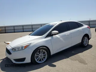 2017 Ford Focus SE with VIN 1FADP3FE4HL304062, listed as a Copart auction lot 62756285 with 37,922 mi miles and Salvage title. Bid and sale history available at DreamBid. Image 1.