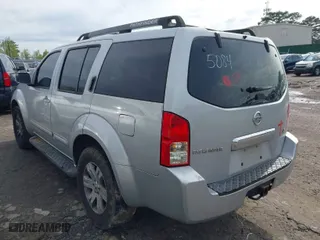 2006 Nissan Pathfinder SE with VIN 5N1AR18U76C625084, listed as a IAAI auction lot 41910102 with 1 mi miles. Bid and sale history available at carsss.com. Image 3.