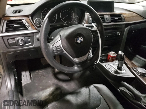 2015 BMW 3 Series 328i xDrive with VIN WBA3B5C58FF962674, listed as a Copart auction lot 58994595 with Not provided miles and Salvage title. Bid and sale history available at DreamBid. Image 8.