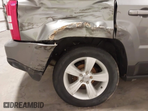 2014 Jeep Patriot Limited with VIN 1C4NJRCBXED546471, listed as a IAAI auction lot 41744915 with 113,691 mi miles and . Bid and sale history available at DreamBid. Image 17.