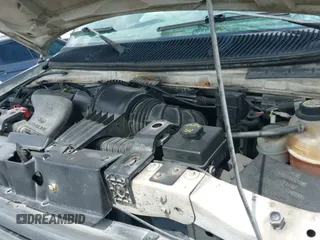 2005 Ford Econoline Cargo с VIN 1FTRE14WX5HA69123, выставлен на аукционе IAAI как лот 42920902 с пробегом 116 302 миль миль и . История ставок и продаж доступна на DreamBid. Изображение 19.