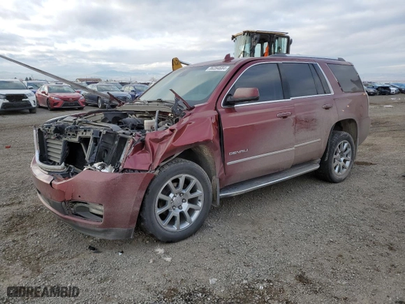 2017 GMC Yukon Denali with VIN 1GKS2CKJ0HR220115, listed as a Copart auction lot 86394684 with 0 mi miles and Salvage Title. Bid and sale history available at carsss.com. Image 1.