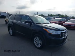 2016 Toyota Highlander LE z VIN 5TDBKRFH4GS265418, wystawiony jako IAAI lot #42712301 z przebiegiem 299 419 mil mil oraz . Historia ofert i sprzedaży dostępna na DreamBid. Obrazek 1.