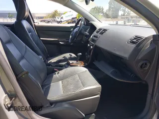 2004 Volvo S40 с VIN YV1MS382342018774, выставлен на аукционе IAAI как лот 42384665 с пробегом 189 313 миль миль и . История ставок и продаж доступна на DreamBid. Изображение 5.