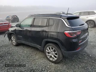 2024 Jeep Compass Latitude Lux with VIN 3C4NJDFN4RT583671, listed as a Copart auction lot 43194835 with 20,124 mi miles and Salvage title. Bid and sale history available at DreamBid. Image 2.
