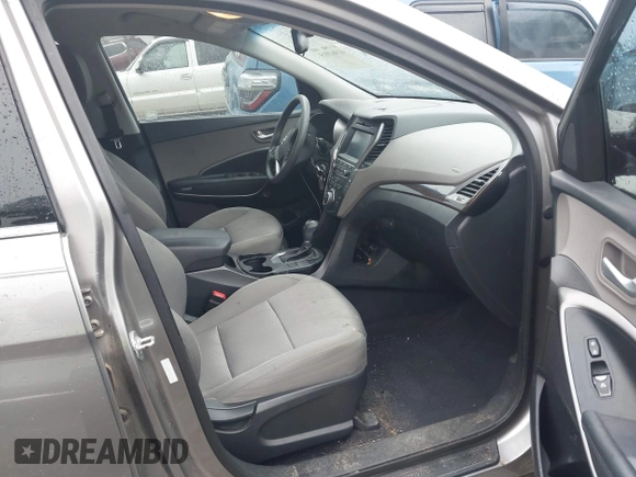 2017 Hyundai Santa Fe 2.4L z VIN 5XYZU3LB8HG421397, wystawiony jako IAAI lot #41961915 z przebiegiem 102 594 mil mil oraz . Historia ofert i sprzedaży dostępna na DreamBid. Obrazek 5.