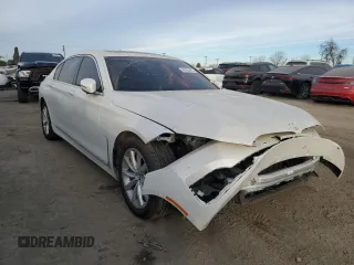 2020 BMW 7 Series 740i with VIN WBA7T2C07LCD01249, listed as a Copart auction lot 89365855 with 38,432 mi miles and Salvage Title. Bid and sale history available at carsss.com. Image 4.