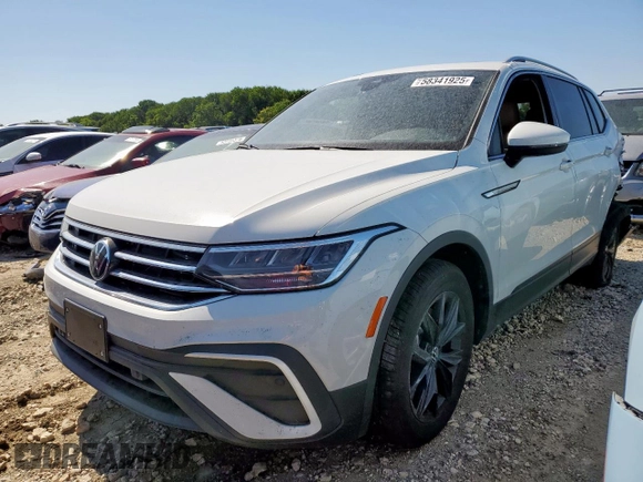 2024 Volkswagen Tiguan SE with VIN 3VVNB7AX5RM133921, listed as a Copart auction lot 58341925 with 7,865 mi miles and Salvage title. Bid and sale history available at DreamBid. Image 2.