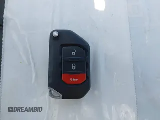 2024 Jeep Wrangler Rubicon X z VIN 1C4RJXR6XRW240316, wystawiony jako IAAI lot #42477607 z przebiegiem 41 375 mil mil oraz . Historia ofert i sprzedaży dostępna na DreamBid. Obrazek 11.