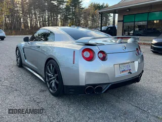 2013 Nissan GT-R Premium с VIN JN1AR5EF5DM260772, выставлен на аукционе Copart как лот 42827935 с пробегом 46 427 миль миль и Чистый • Clean title. История ставок и продаж доступна на DreamBid. Изображение 3.