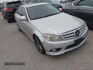 2009 Mercedes-Benz C 300 Sport z VIN WDDGF54X99R073447, wystawiony jako IAAI lot #42341522 z przebiegiem 139 847 mil mil oraz . Historia ofert i sprzedaży dostępna na DreamBid. Obrazek 1.