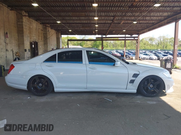 2008 Mercedes-Benz S 550 with VIN WDDNG86X88A230546, listed as a IAAI auction lot 42234138 with 130,028 mi miles and . Bid and sale history available at DreamBid. Image 13.