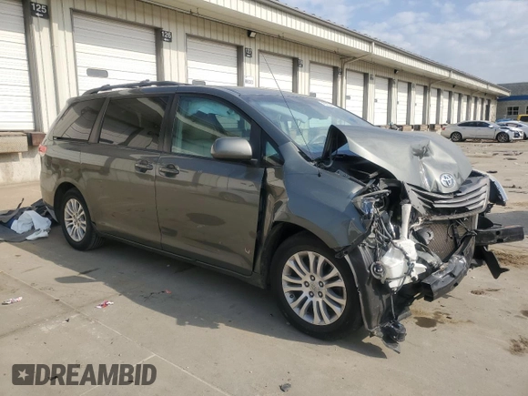 2011 Toyota Sienna XLE AAS with VIN 5TDYK3DC3BS138702, listed as a Copart auction lot 48552425 with 170,685 mi miles and Salvage Title. Bid and sale history available at carsss.com. Image 4.