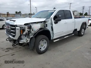 2024 GMC Sierra 2500HD SLE z VIN 1GT59MEY6RF108442, wystawiony jako Copart lot #62068265 z przebiegiem 25 187 mil mil oraz Szkoda całkowita • Salvage title. Historia ofert i sprzedaży dostępna na DreamBid. Obrazek 1.