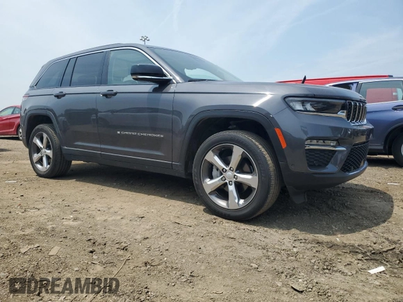 2022 Jeep Grand Cherokee Limited with VIN 1C4RJHBG3N8614014, listed as a Copart auction lot 60671905 with 39,869 mi miles and Clean title. Bid and sale history available at DreamBid. Image 4.