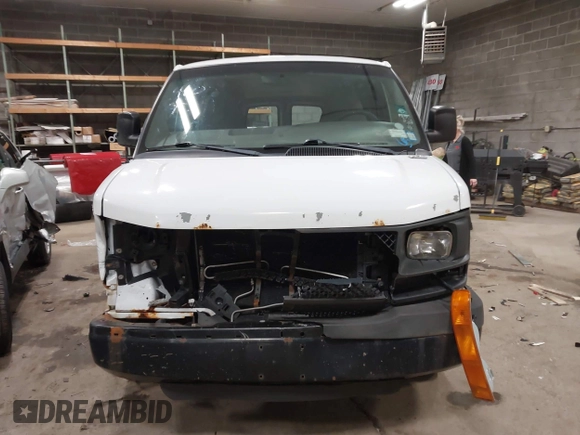 2012 Chevrolet Express Cargo Van with VIN 1GCWGGBA0C1100411, listed as a IAAI auction lot 41024219 with 197,251 mi miles. Bid and sale history available at carsss.com. Image 11.