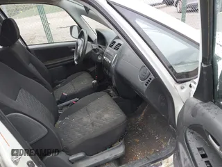 2007 Suzuki SX4 with VIN JS2YB413375110637, listed as a IAAI auction lot 42023013 with 226,585 mi miles. Bid and sale history available at carsss.com. Image 5.