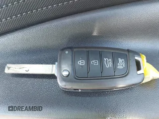 2023 Hyundai Elantra SE с VIN KMHLL4AG9PU519859, выставлен на аукционе IAAI как лот 42323341 с пробегом 47 466 миль миль и . История ставок и продаж доступна на DreamBid. Изображение 11.